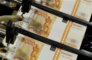 Печать денежных купюр на фабрике ФГУП 
